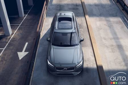 2020 Volvo XC90, from above